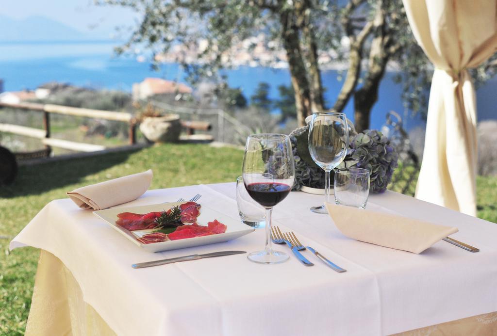 Agriturismo Le Fontane Sale Marasino Exteriér fotografie