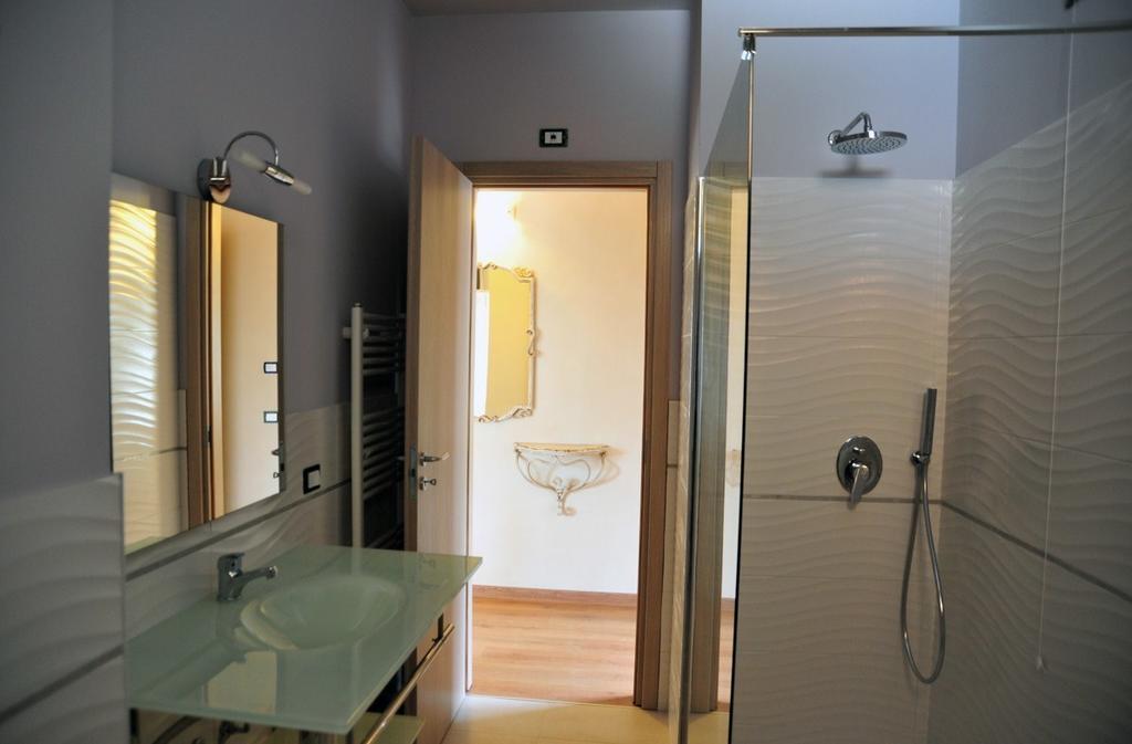 Agriturismo Le Fontane Sale Marasino Pokoj fotografie