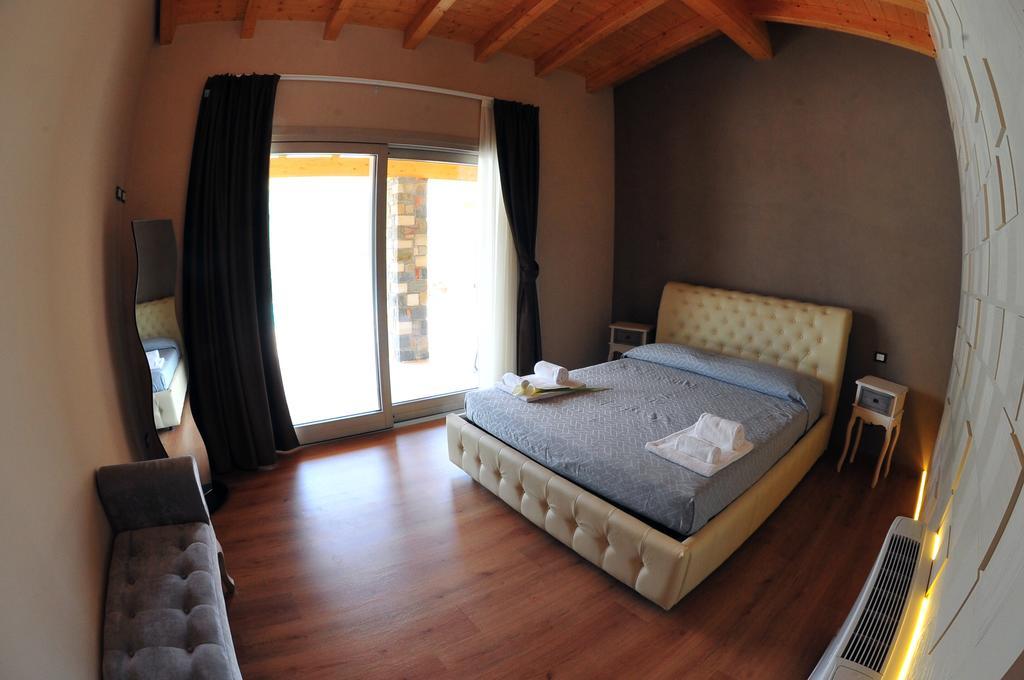 Agriturismo Le Fontane Sale Marasino Pokoj fotografie